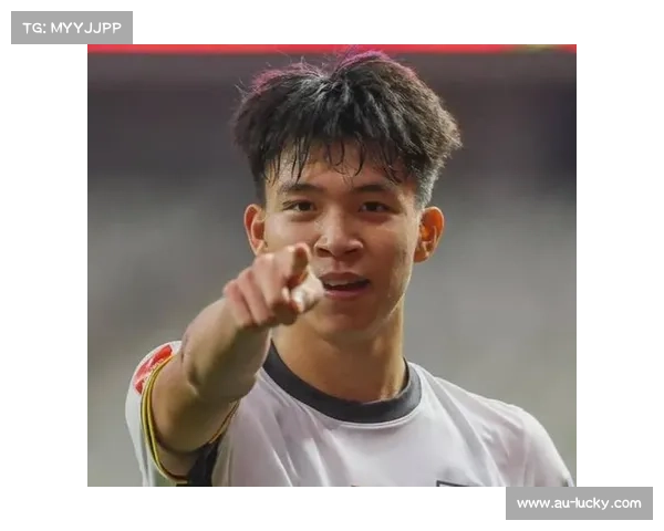 U23国足对阵泰国吾米提江坐镇中场蒯纪闻王钰栋领衔刘诚宇强势冲锋 U23国足对阵泰国吾米提江坐镇中场蒯纪闻王钰栋领衔刘诚宇强势冲锋